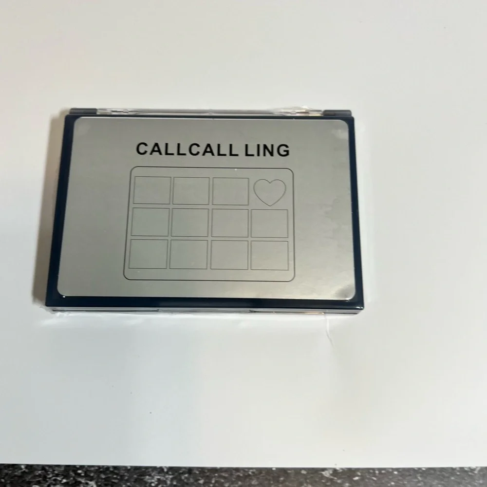 Call Call Ling‎ Multi-Use Eyeshadow Palette NEW